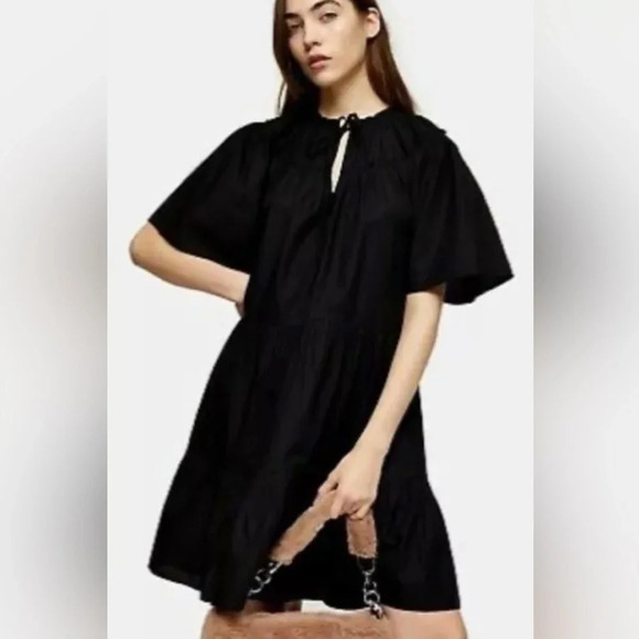 Topshop Women Smocked Poplin Babydoll Mini Dress Tiered Ruffles Black size US 6 - Picture 1 of 11